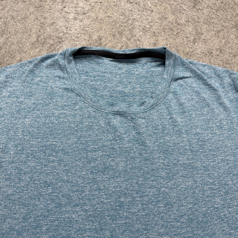 Lululemon Training T-Shirt Men XL Blue Short Sleeve Crew Neck 48" x 29" b027